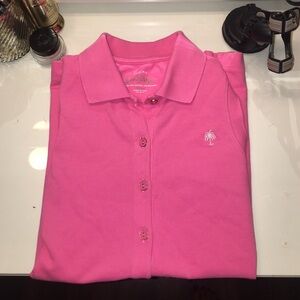 - Lilly Pulitzer Chic Fit sleeves polo